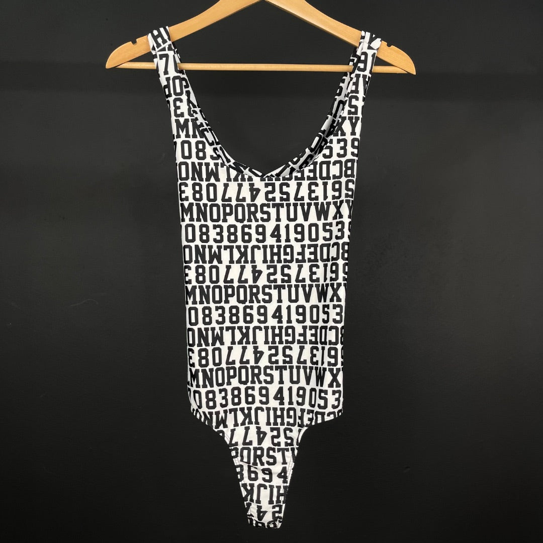 ONA SAEZ  Body  Varios Blanco Y Negro  Talle M