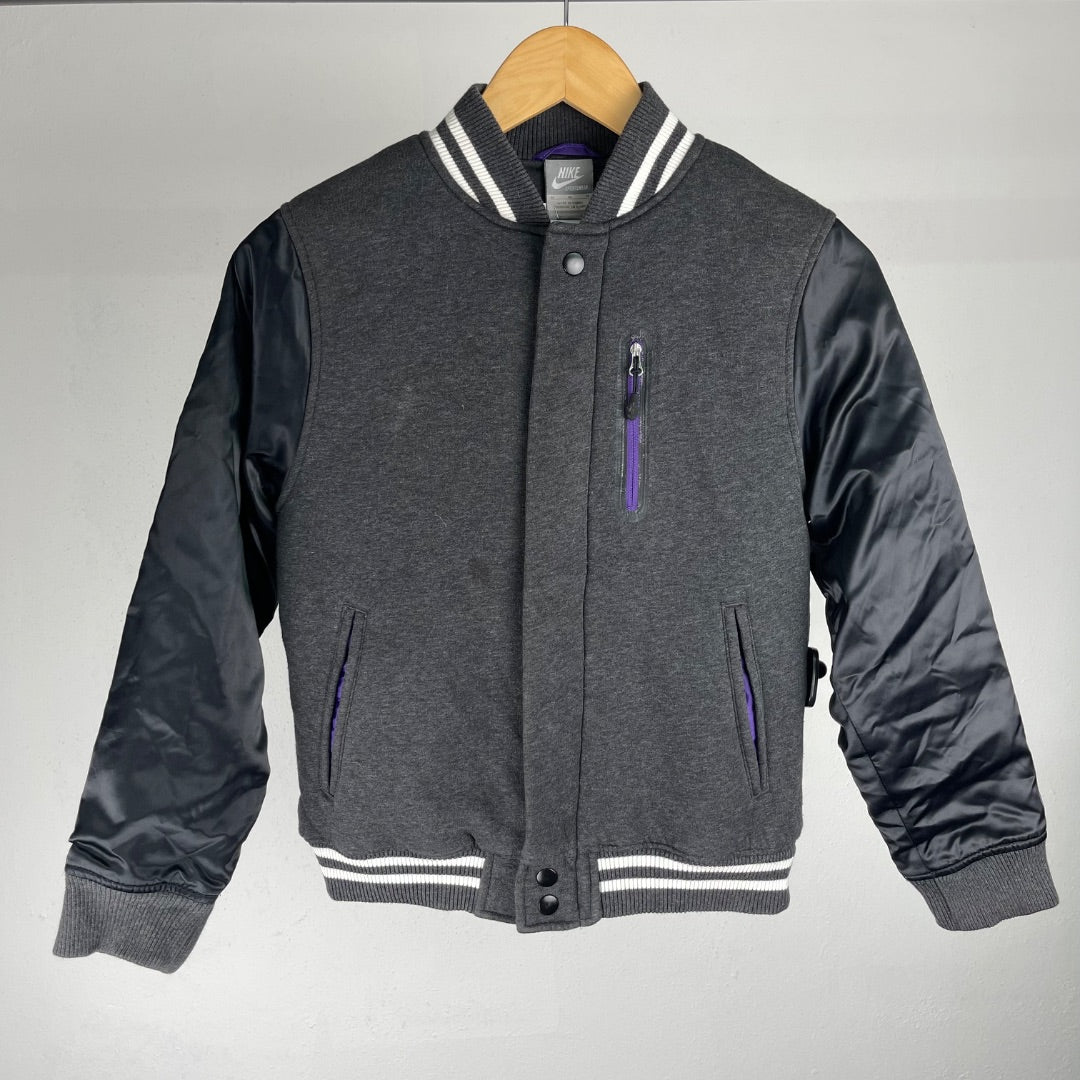 NIKE Campera Gris Talle M