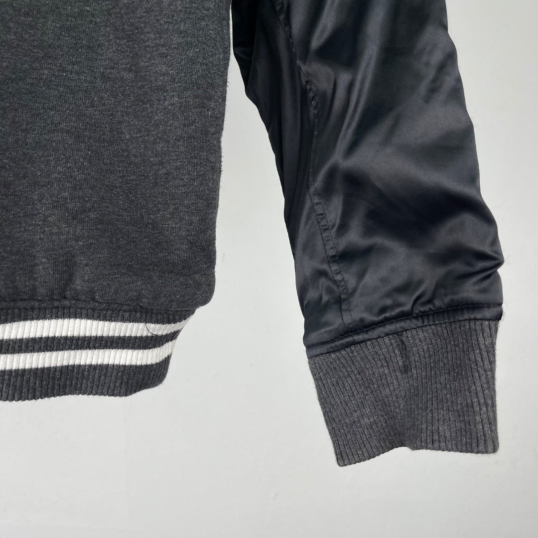 NIKE Campera Gris Talle M