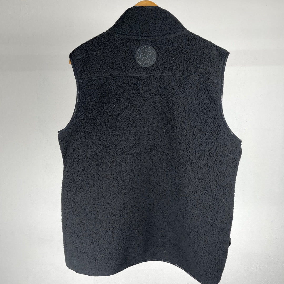 CHAMPION Chaleco Corto Negro Talle S