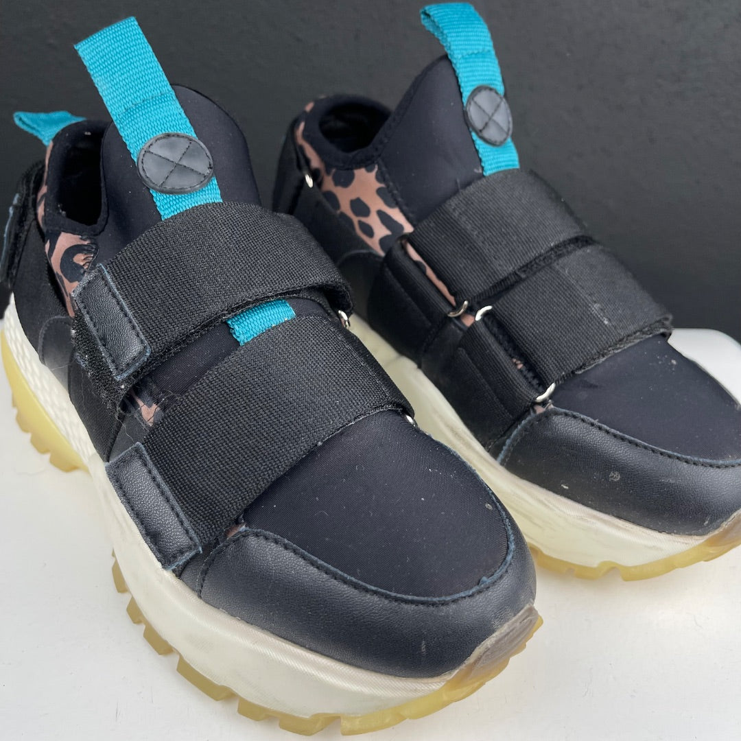 JAZMIN CHEBAR Zapatillas Negro Talle 38