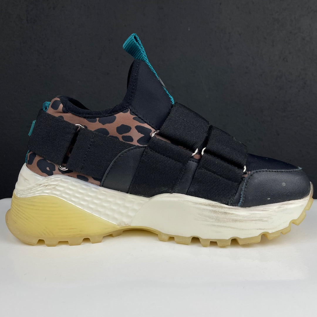 JAZMIN CHEBAR Zapatillas Negro Talle 38