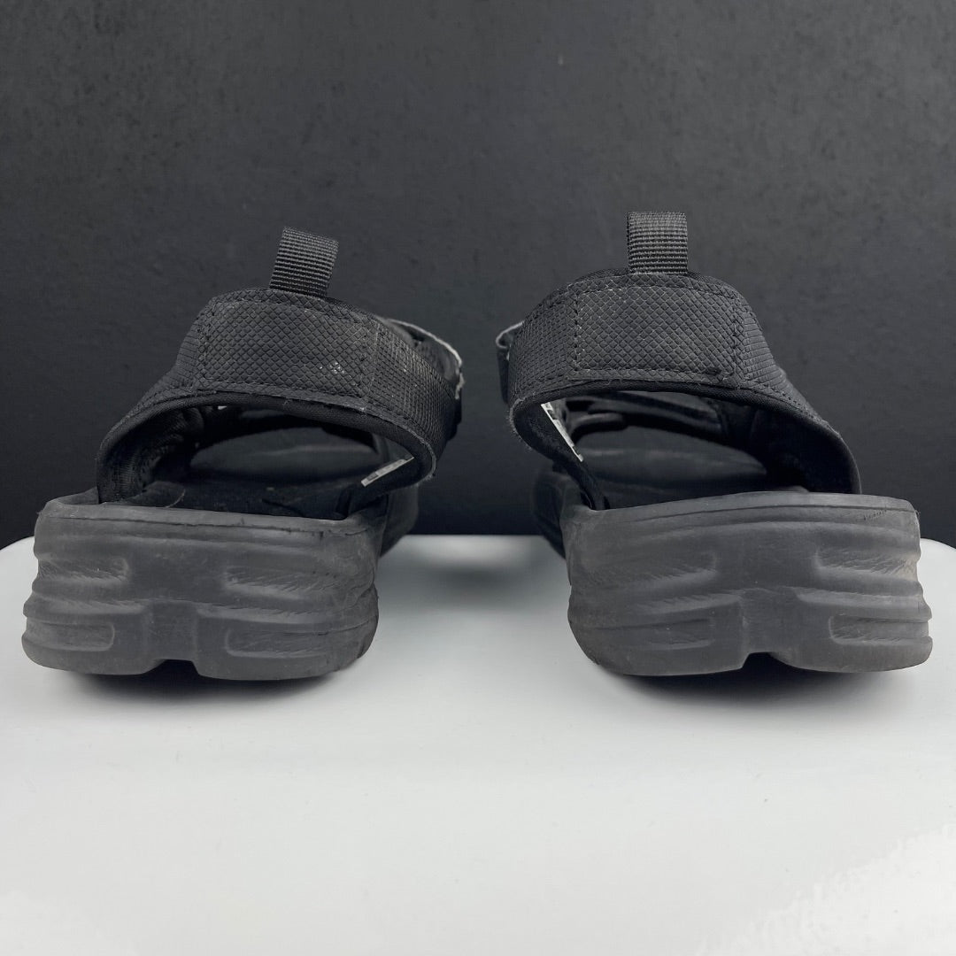 HI TEC Sandalias Negro Talle 41
