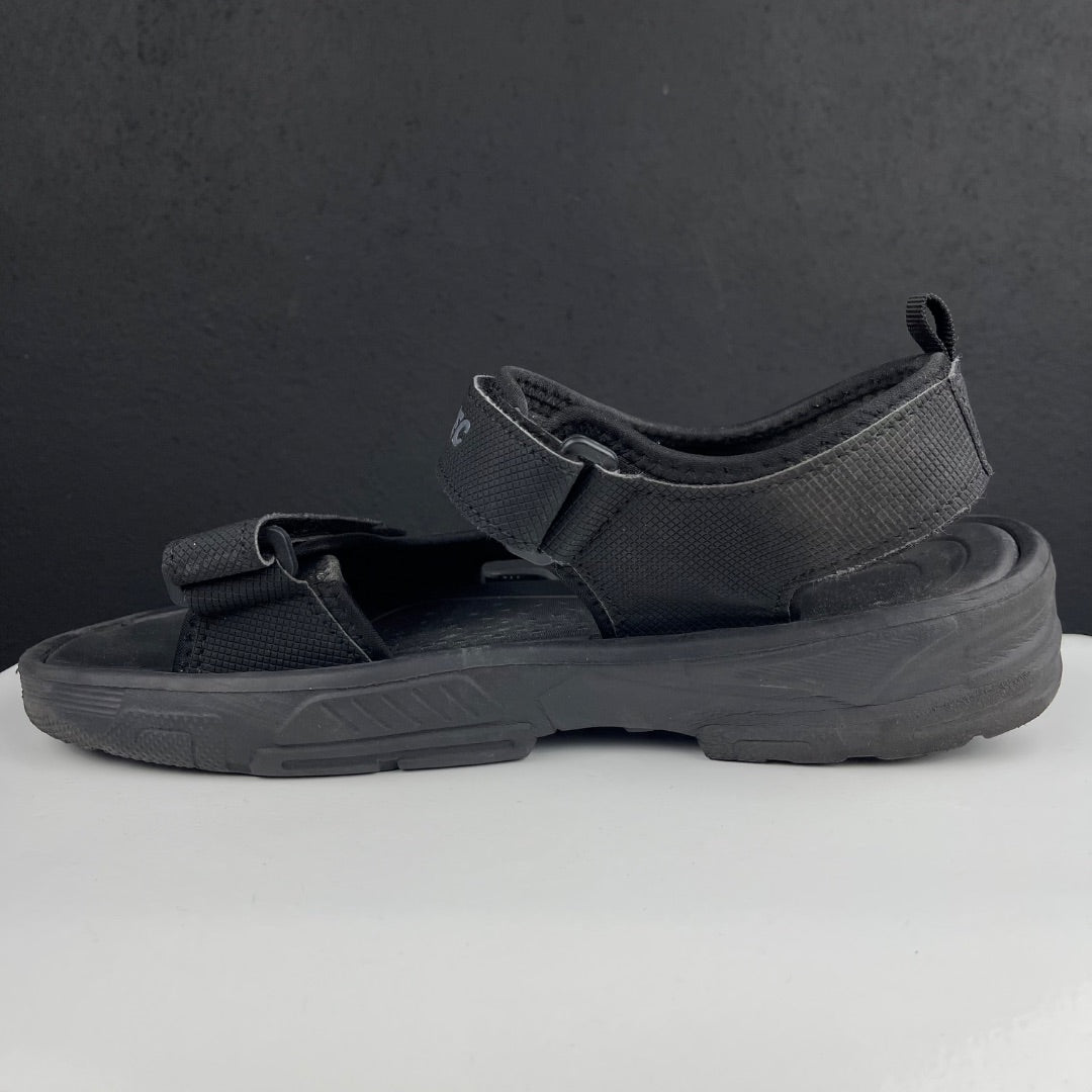 HI TEC Sandalias Negro Talle 41