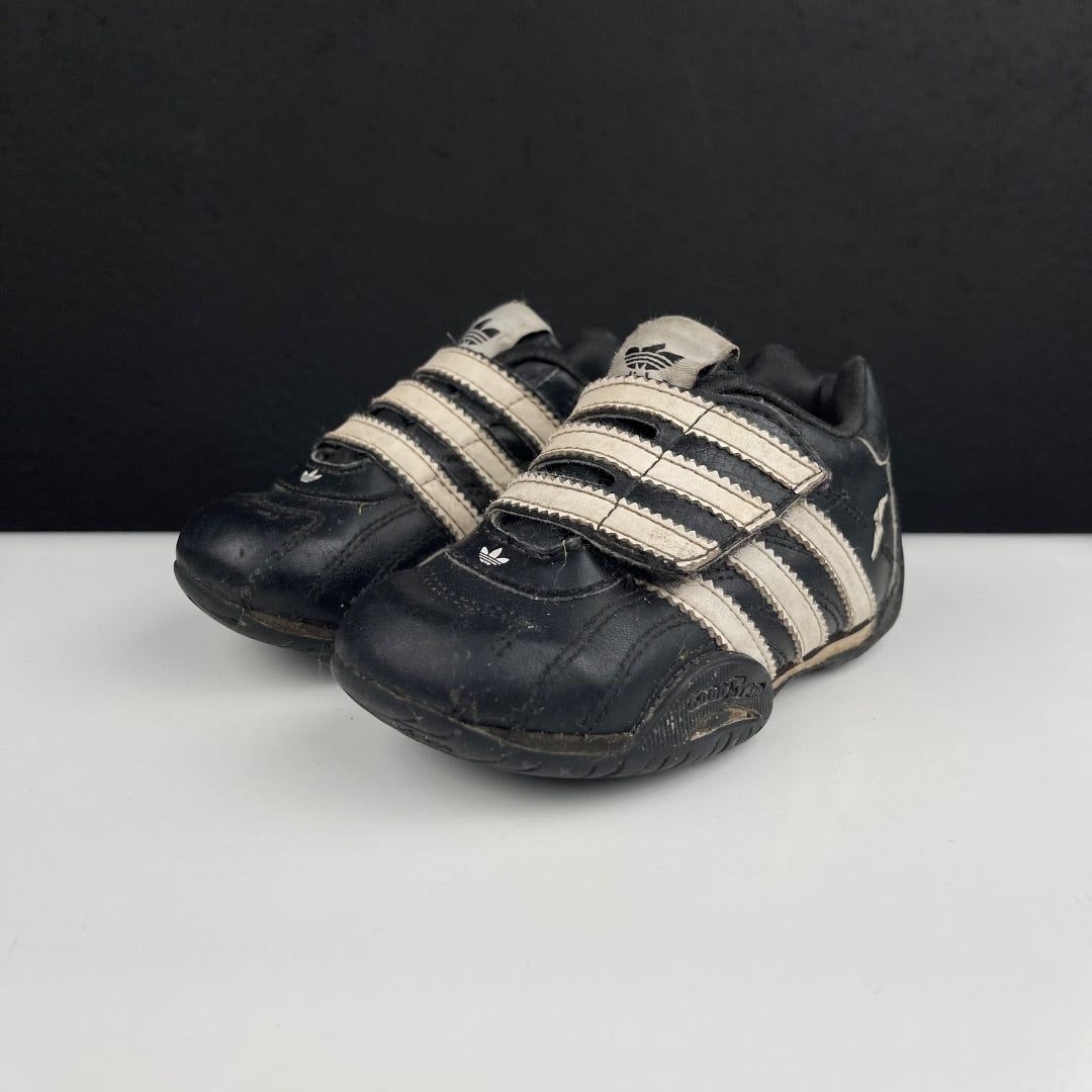 ADIDAS Zapatillas Negro Talle 6