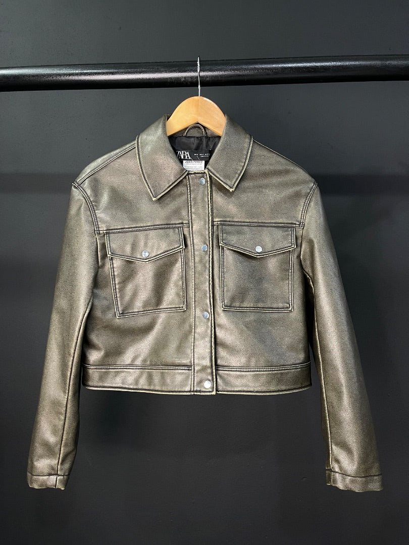 Campera  ZARA  Verde Talle M