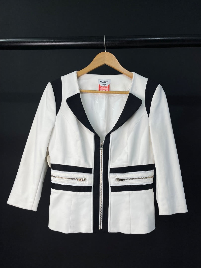 BEBE  Campera  Varios Blanco Y Negro  Talle 8