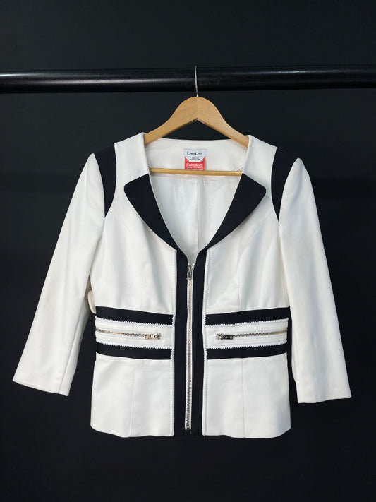 BEBE  Campera  Varios Blanco Y Negro  Talle 8