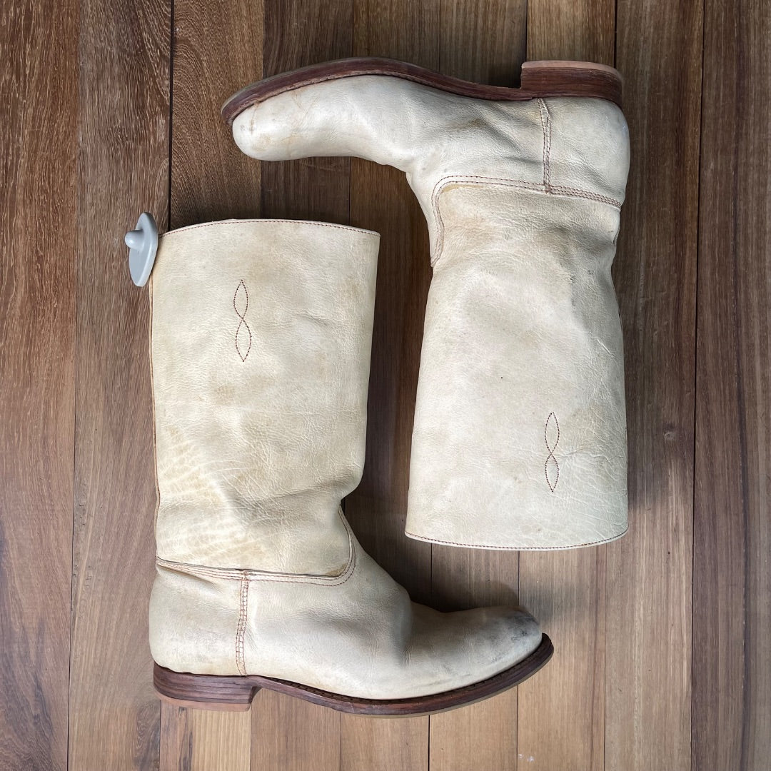 Botas  FEBO  Color Beige Talle 42