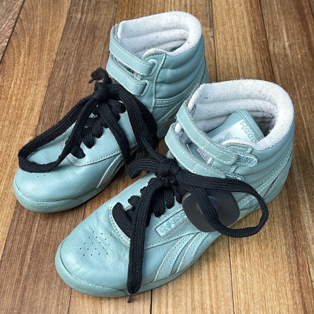 REEBOK  Zapatillas  Color Verde  Talle S