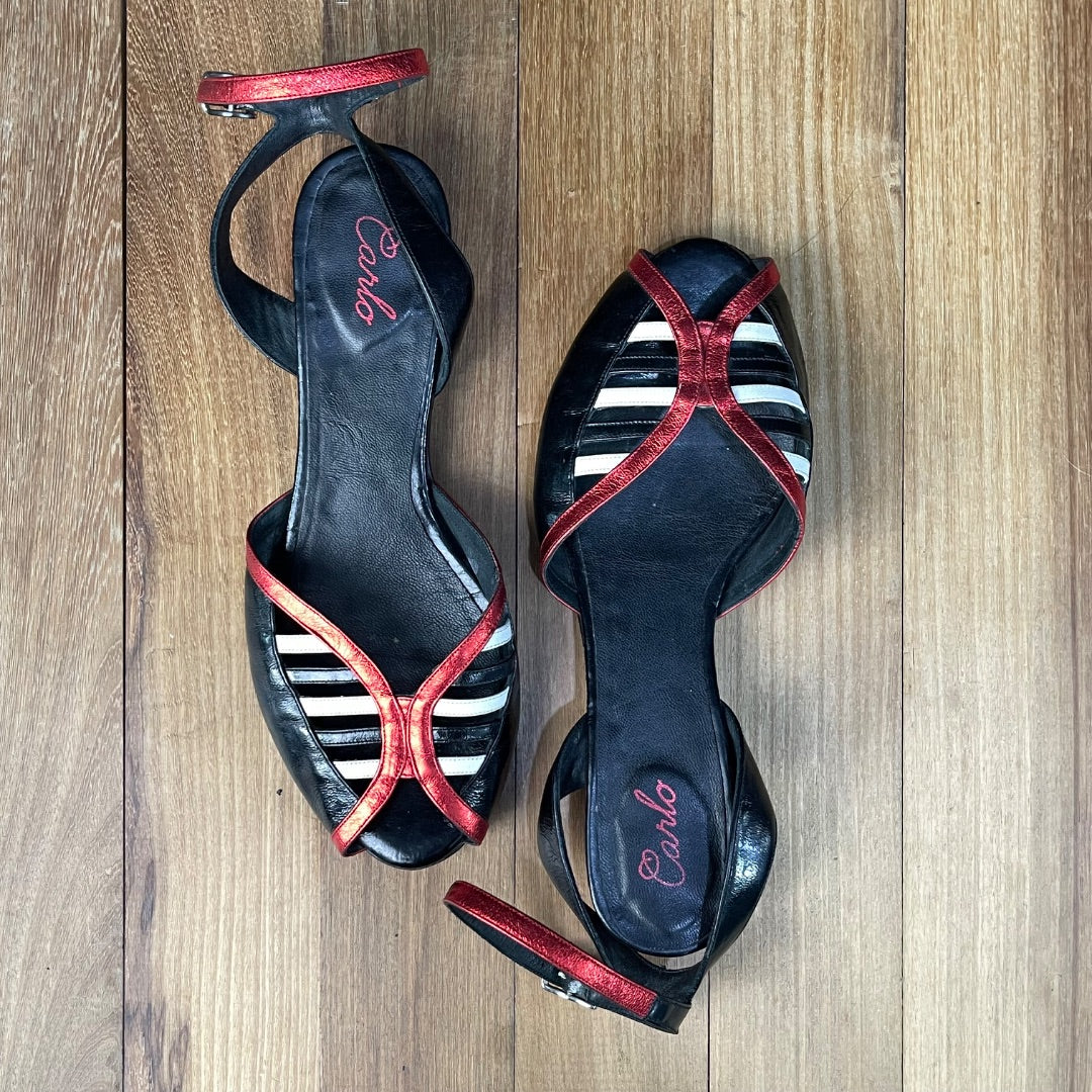 SIN MARCA  Sandalias  Varios Rojo Y Negro  Talle 8