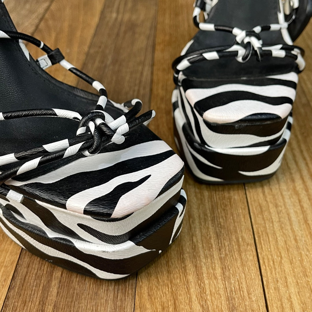 SIN MARCA  Sandalias  Varios Blanco Y Negro  Talle 38