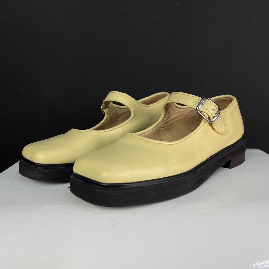 PINEAPPLE Zapatos Amarillo Talle 39