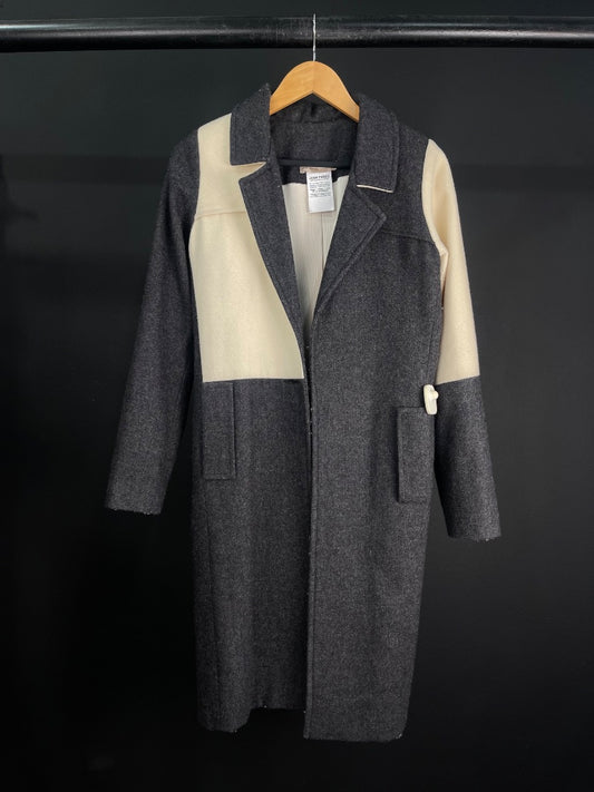 JUSTA PETRA Tapado Gris Talle 1