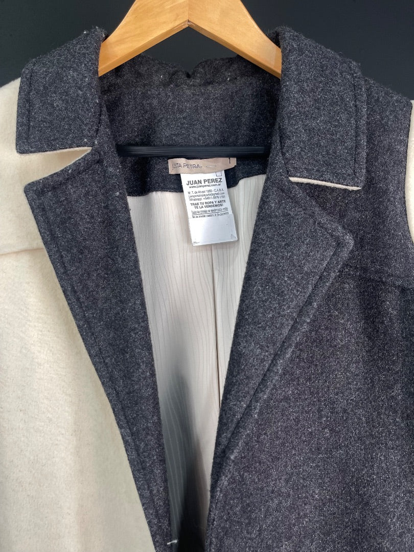 JUSTA PETRA Tapado Gris Talle 1