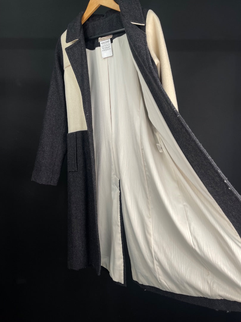 JUSTA PETRA Tapado Gris Talle 1
