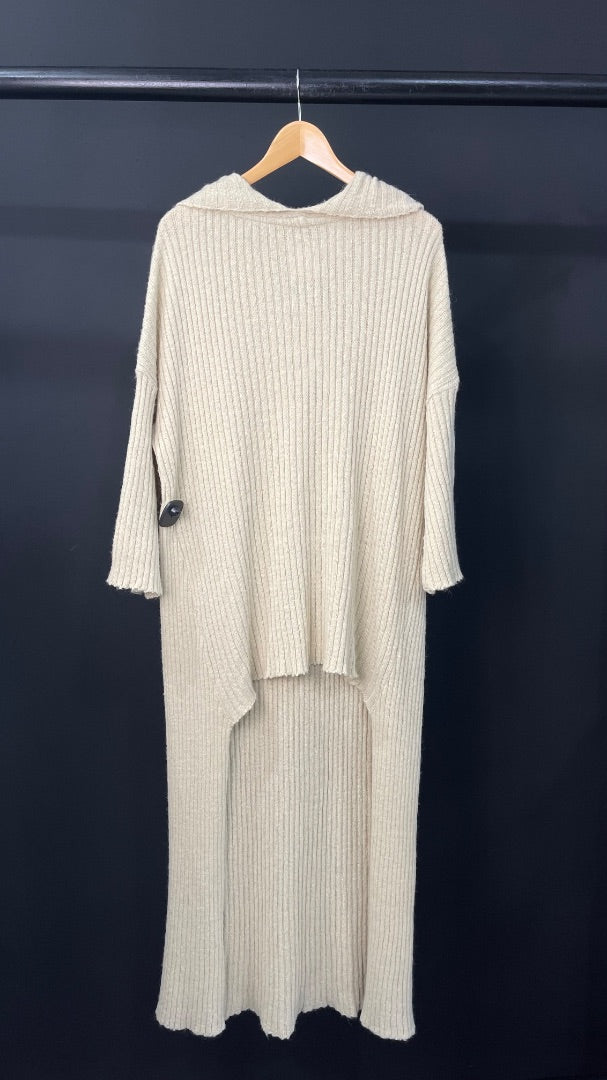 ALLO MARTINEZ  Poncho  Beige  Talle 44