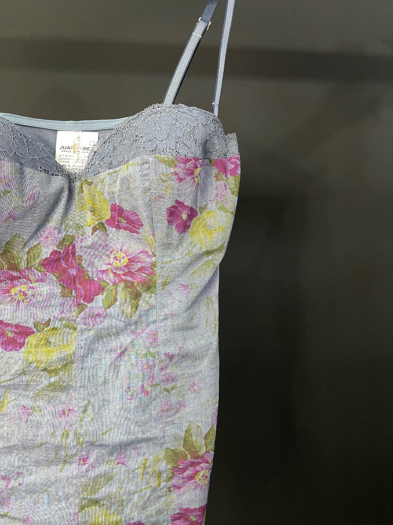 INTIMISSIMI  Blusa Sin Mangas  Varios Floral  Talle 46