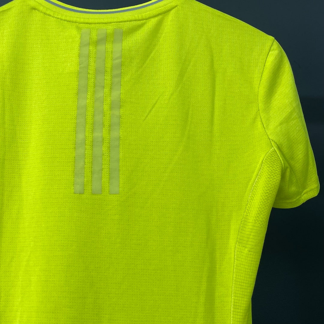 ADIDAS Remera Deportiva Verde Talle S