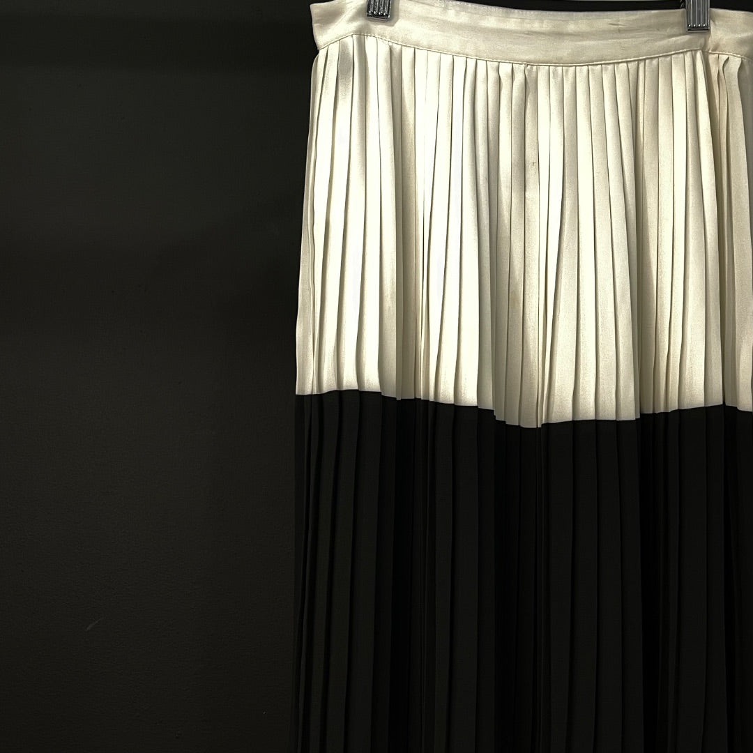 FOREVER  Pollera Larga  Varios Blanco Y Negro  Talle XS
