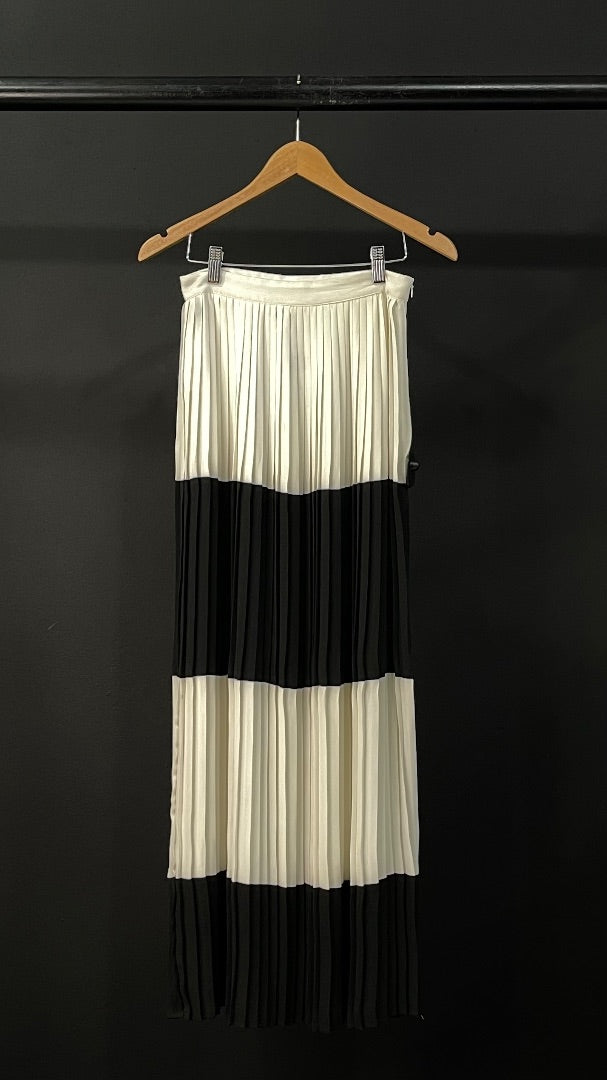 FOREVER  Pollera Larga  Varios Blanco Y Negro  Talle XS