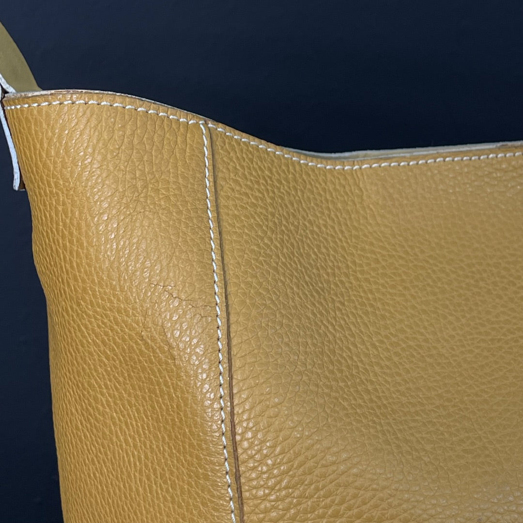 PETER KENT Bolso Amarillo Talle Unico