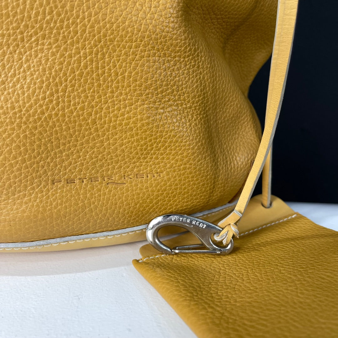 PETER KENT Bolso Amarillo Talle Unico