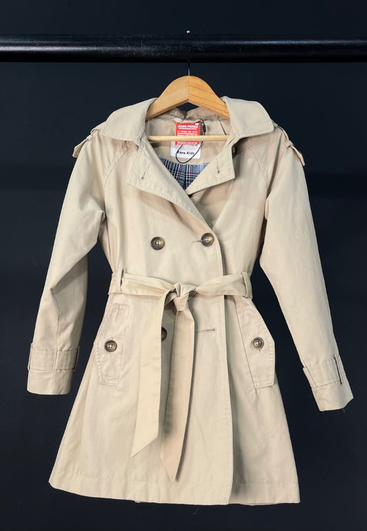 ZARA  Tapado  Color Beige  Talle 7
