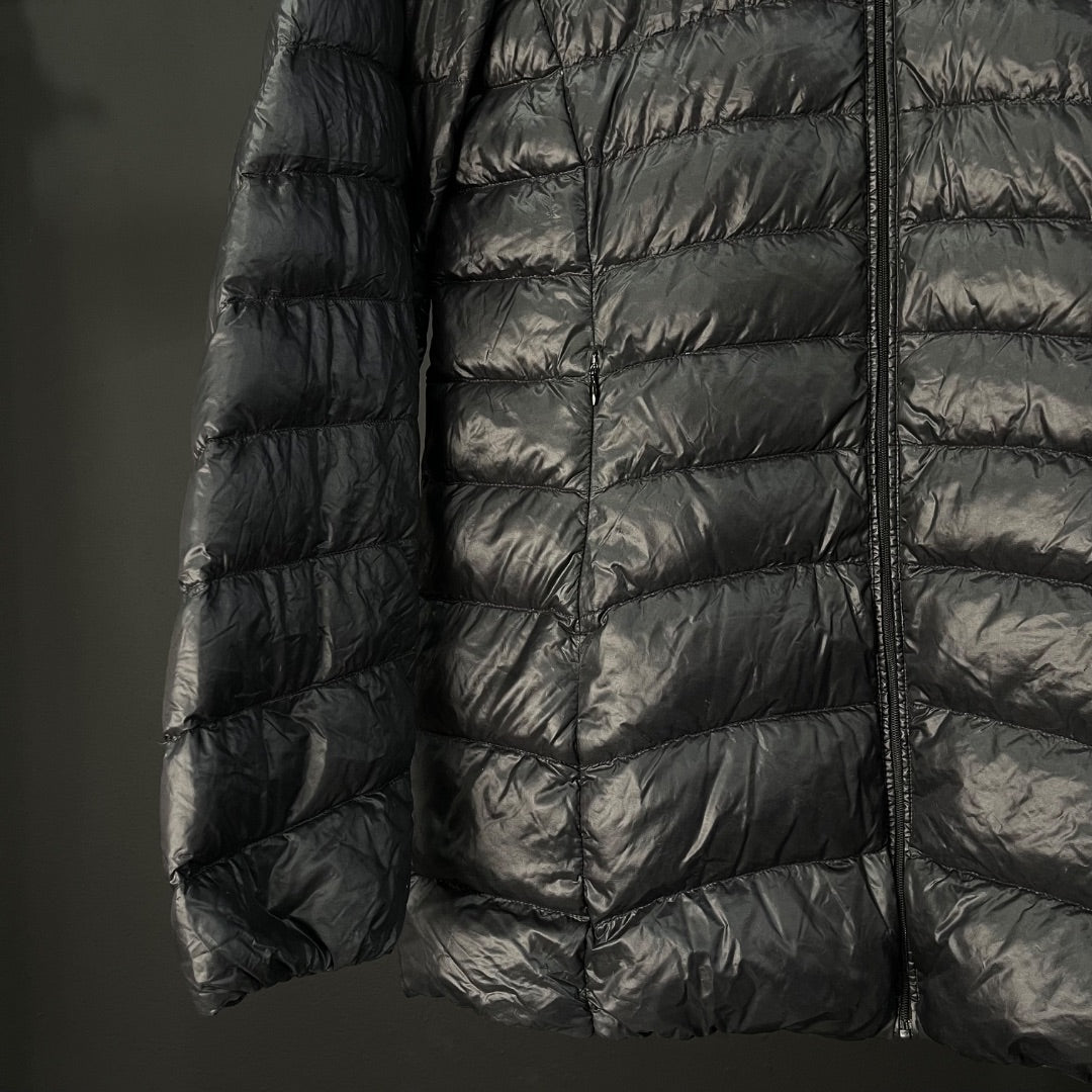 UNIQLO Campera Negro Talle M