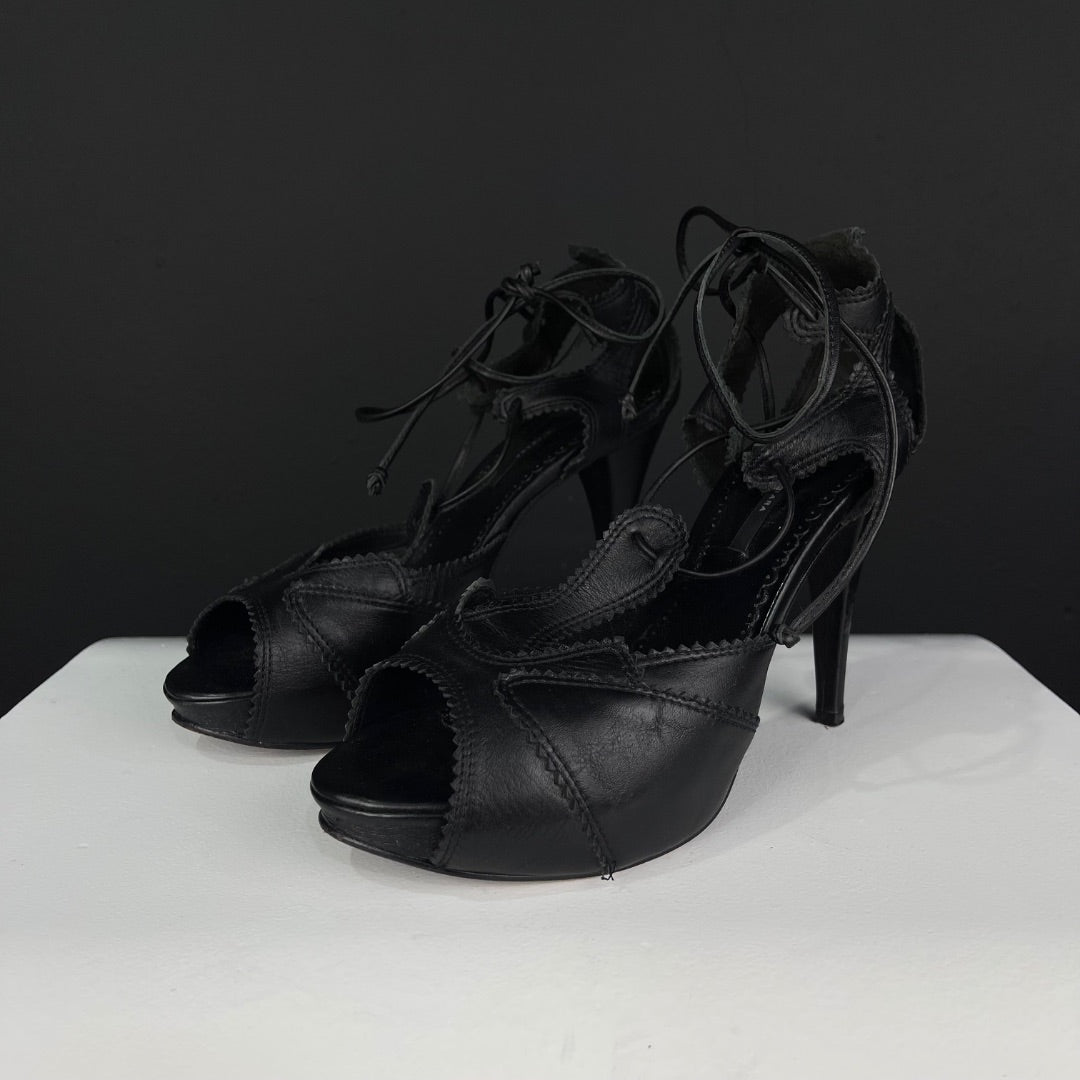 AKIABARA Sandalias Negro Talle 38