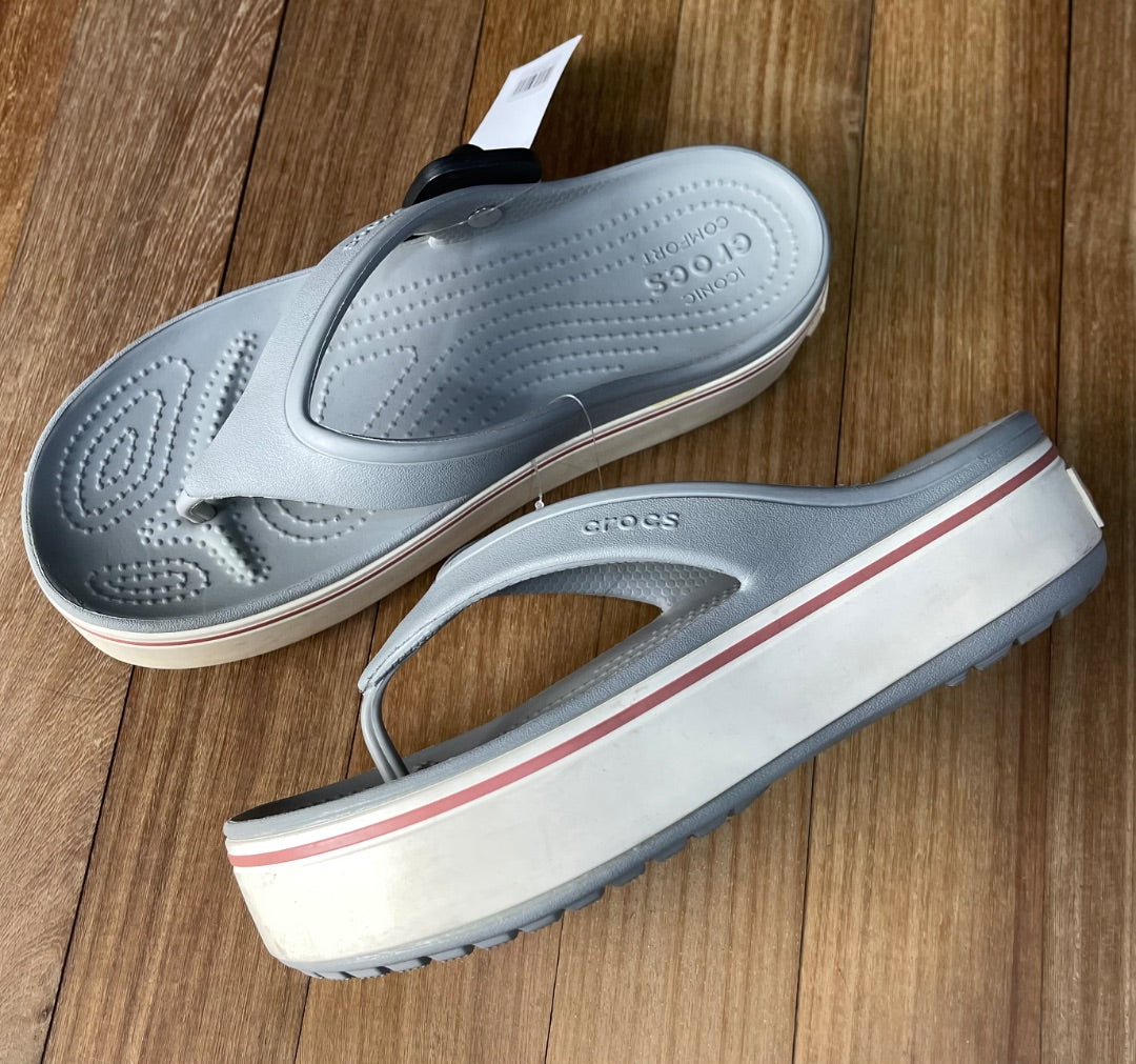 CROCS Ojotas Gris Talle 7