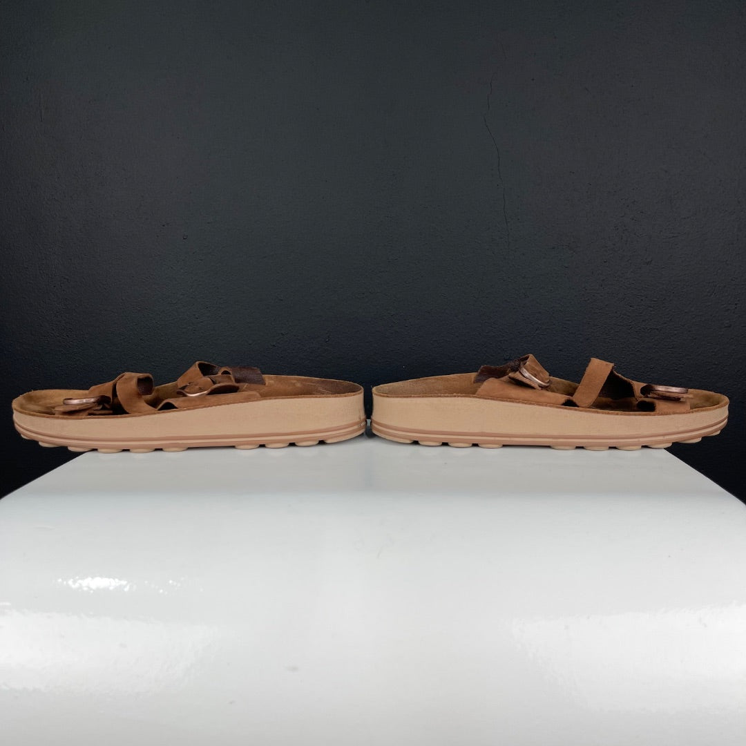 SIN MARCA Sandalias Marron Talle 40
