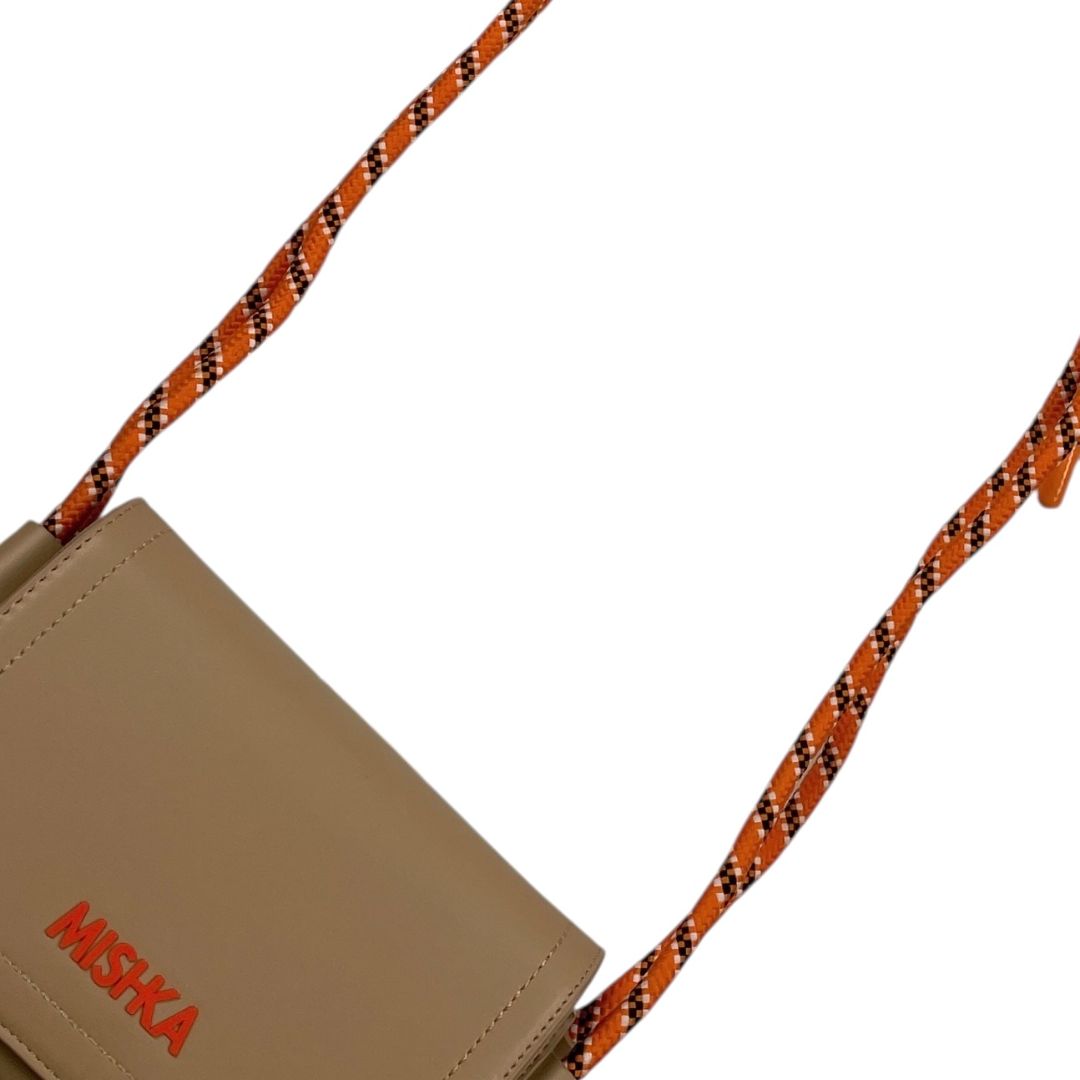 Cartera  MISHKA  Marron Medida 20cm X 15cm