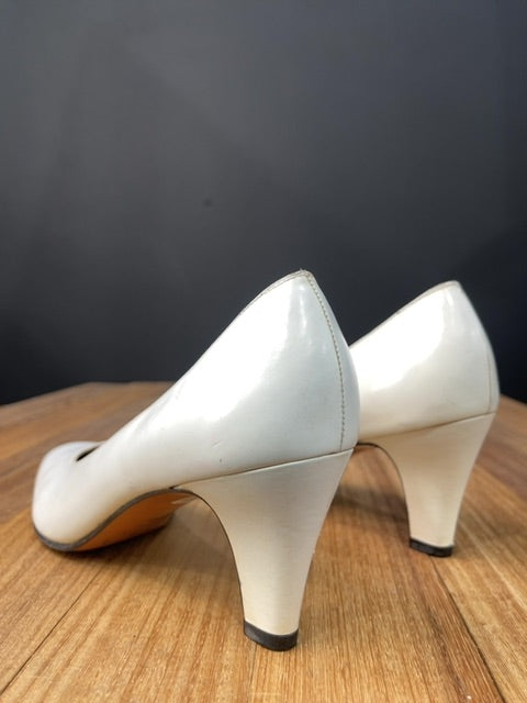 FERRAGAMO  Zapatos  Blanco  Talle 37,5