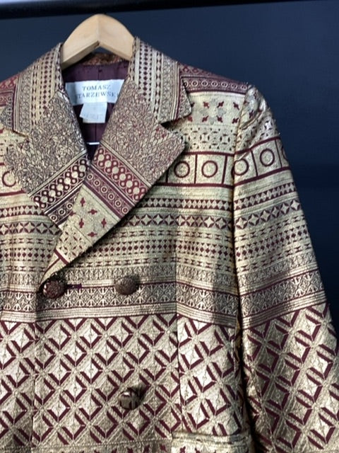 Tapado  TOMASZ STARZEVSKI  Color Dorado Talle 36