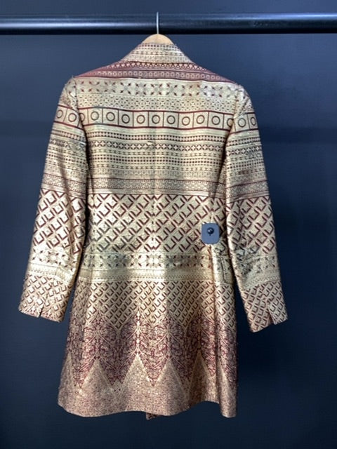 Tapado  TOMASZ STARZEVSKI  Color Dorado Talle 36
