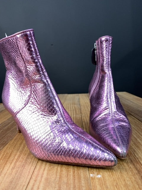 Bota Corta  SCHUTZ  Violeta Talle 35
