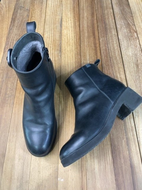 Bota Corta  CAMPER  Negro Talle 40