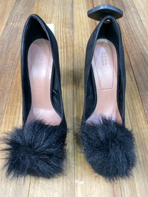 Zapato Taco Alto  ZARA  Negro Talle 37