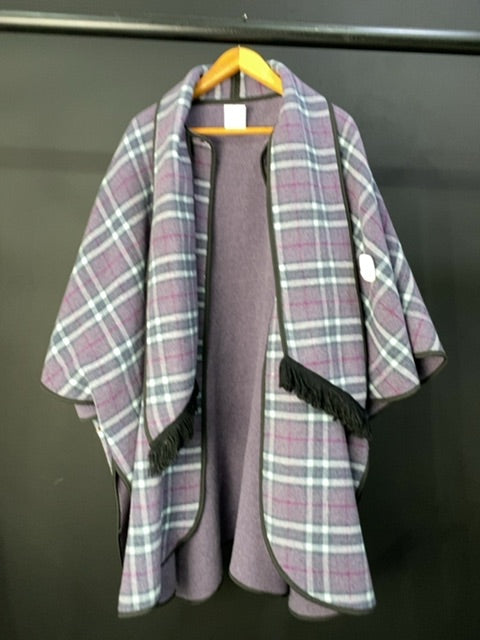 Capa Larga  SIN MARCA  Violeta Talle 4