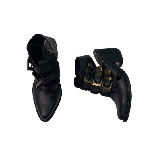 Zapato Taco Alto  CAMPBELL  Color Negro Talle 37